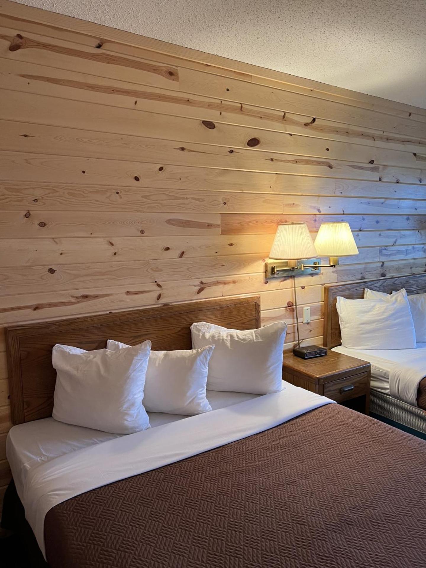 Waterfront Inn Mackinaw City Buitenkant foto